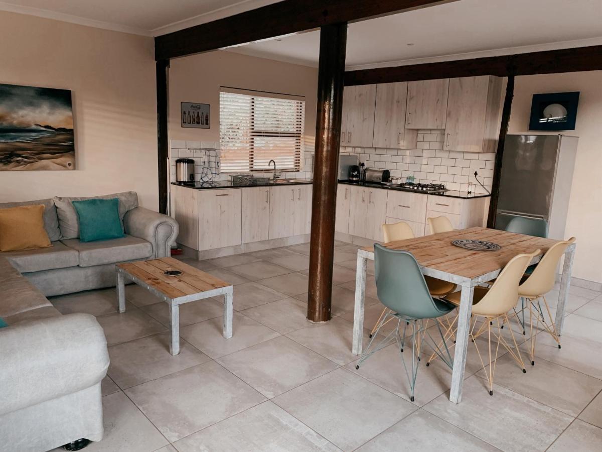 Oyster Kaya At Oyster Bay Apartment Екстериор снимка
